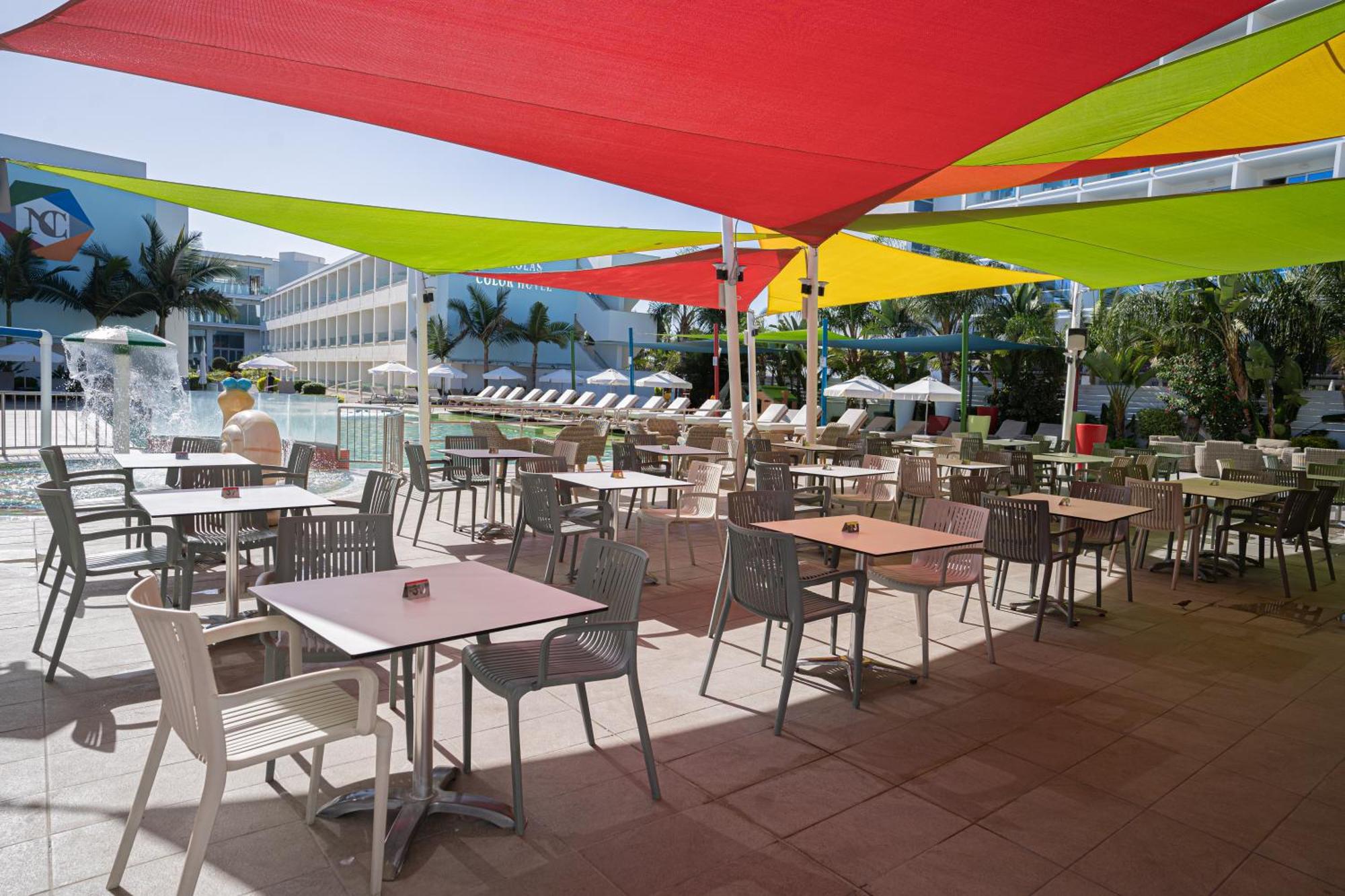 Nicholas Color Hotel ไอยานาปา ภายนอก รูปภาพ